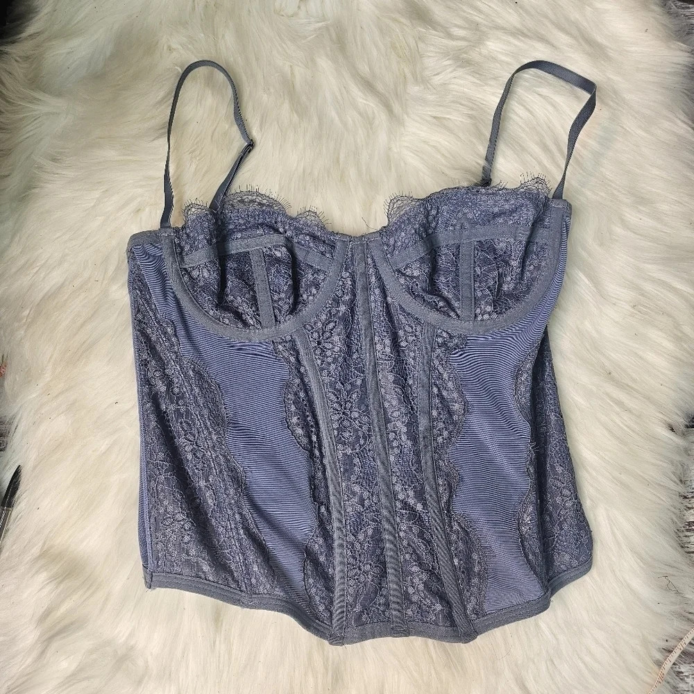 3 X 25 Modern Love Corset Top BDG Urban Outfitters size Midium - Picture 7 of 15